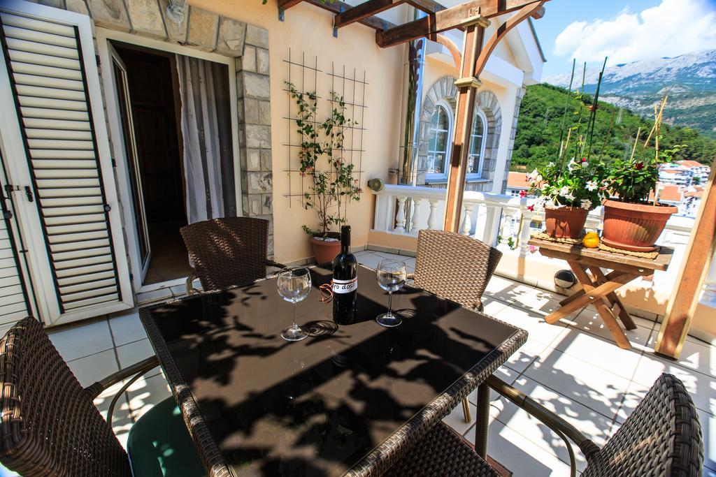 Damonte - Apartments And Rooms Будва Екстер'єр фото